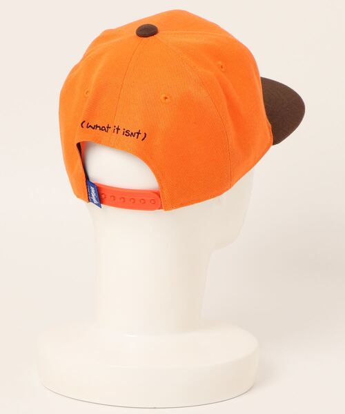 Mark Gonzales（マーク・ゴンザレス）の「【（What it isNt）ART BY MARKGONZALES / (ワットイットイズント) アートバイ マークゴンザレス 】 刺繍 フラット キャップ / BB CAP（キャップ・メンズ・ベージュ系1/ベージュ系2/グレー系1/ブラック系1/ブラック系2/オレンジ系2/その他2/その他1・FREE）」の13枚目の写真