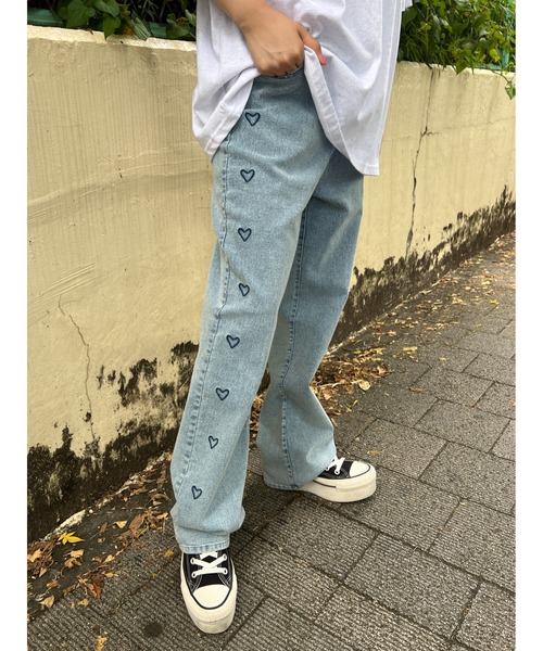 WC(ダブル シー)の「モチーフラインデニムパンツ(デニムパンツ・レディース・その他1/その他2・FREE)」の3枚目の写真