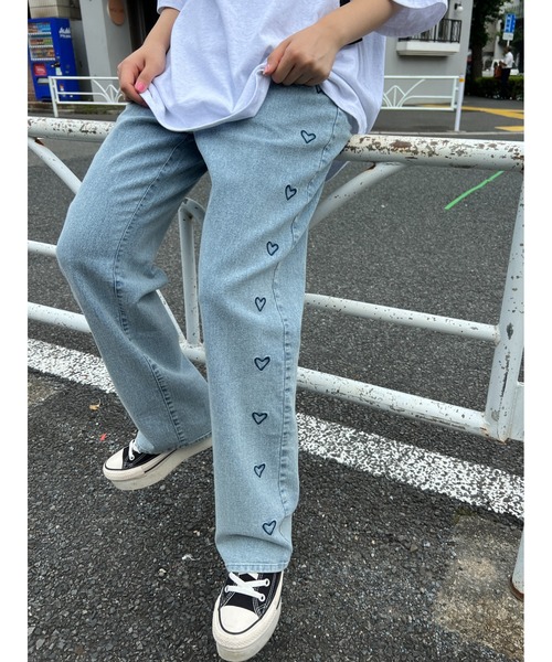 WC(ダブル シー)の「モチーフラインデニムパンツ(デニムパンツ・レディース・その他1/その他2・FREE)」の6枚目の写真