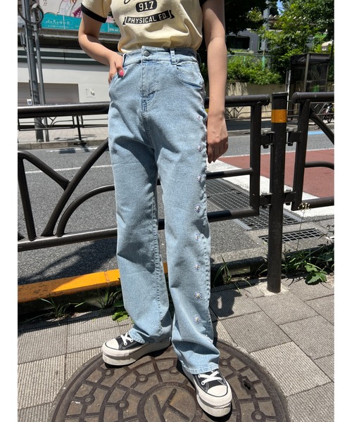 WC(ダブル シー)の「モチーフラインデニムパンツ(デニムパンツ・レディース・その他1/その他2・FREE)」の11枚目の写真