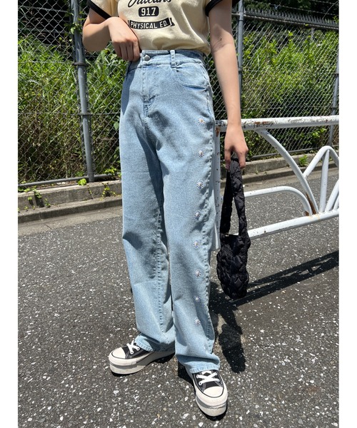 WC(ダブル シー)の「モチーフラインデニムパンツ(デニムパンツ・レディース・その他1/その他2・FREE)」の14枚目の写真