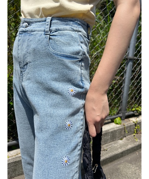 WC(ダブル シー)の「モチーフラインデニムパンツ(デニムパンツ・レディース・その他1/その他2・FREE)」の17枚目の写真
