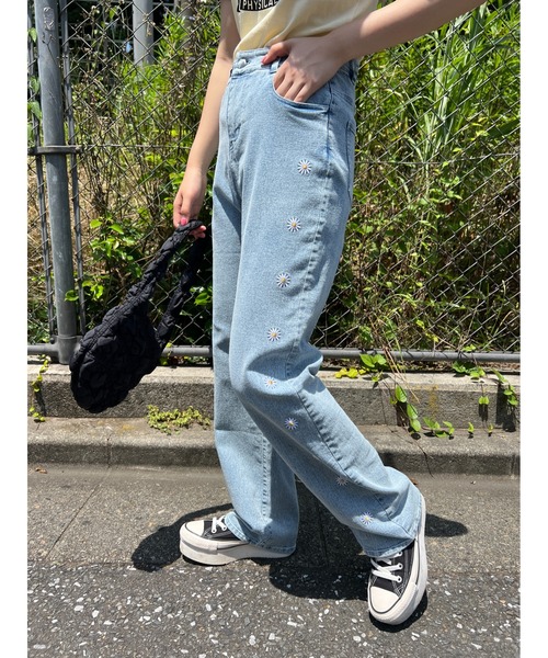 WC(ダブル シー)の「モチーフラインデニムパンツ(デニムパンツ・レディース・その他1/その他2・FREE)」の18枚目の写真