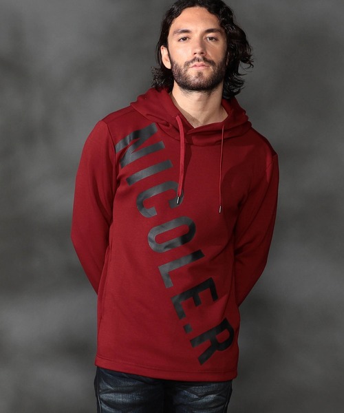 HIDEAWAYS NICOLE（ハイダウェイニコル）の「【WEB限定商品】ダンボールロゴプルオーバーパーカー（パーカー・メンズ・レッド/チェック/モカ/オフホワイト/ブラック・MEDIUM/LARGE/X-LARGE）」の5枚目の写真