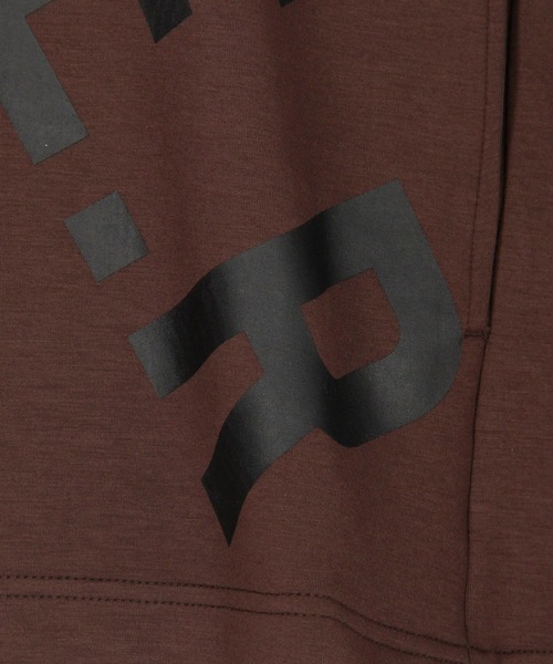 HIDEAWAYS NICOLE（ハイダウェイニコル）の「【WEB限定商品】ダンボールロゴプルオーバーパーカー（パーカー・メンズ・レッド/チェック/モカ/オフホワイト/ブラック・MEDIUM/LARGE/X-LARGE）」の14枚目の写真