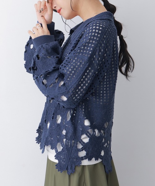 somari imagination（ソマリ イマジネーション）の「『透かし編みデザインニットカーディガン』（カーディガン/ボレロ・レディース・ホワイト/ネイビー・FREE）」の7枚目の写真