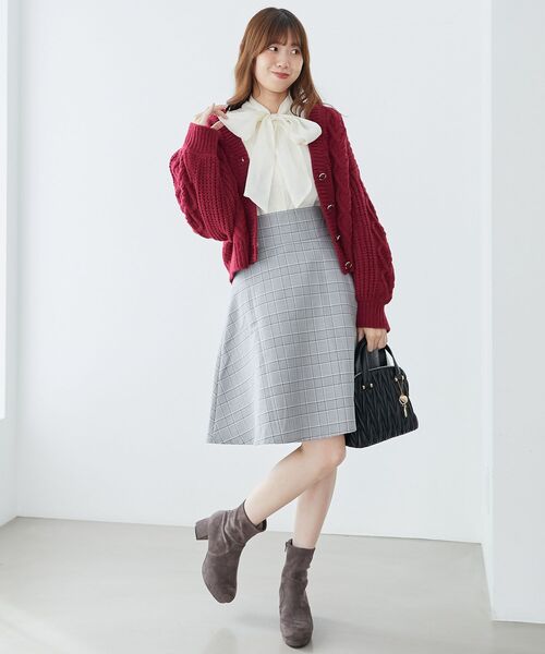 MAJESTIC LEGON（マジェスティックレゴン）の「バックレースアップひざ丈スカート（スカート・レディース・ブラック系その他/ピンク系その他2/ホワイト系その他2/グレー系その他/ネイビー/A/ブラック系その他2/ホワイト系その他/B/ブラウン系その他2/グレー・SMALL/MEDIUM）」の12枚目の写真