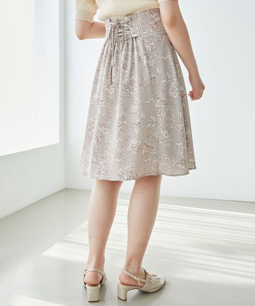 バックレースアップひざ丈スカート（スカート）｜MAJESTIC LEGON