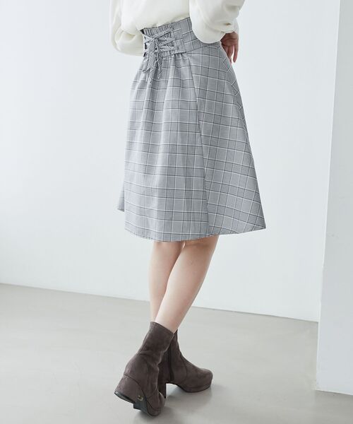 MAJESTIC LEGON（マジェスティックレゴン）の「バックレースアップひざ丈スカート（スカート・レディース・ブラック系その他/ピンク系その他2/ホワイト系その他2/グレー系その他/ネイビー/A/ブラック系その他2/ホワイト系その他/B/ブラウン系その他2/グレー・SMALL/MEDIUM）」の20枚目の写真