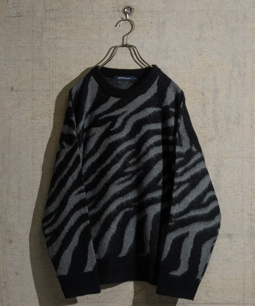 JOHN'S CLOSET(ジョンズクローゼット)の「【50】ダブルジャガード モヘアライク マルチパターン オーバーサイズ ニット(ニット/セーター・メンズ・ブラック系その他/ブラック系その他6/ホワイト系その他4/ホワイト系その他3/ブラック系その他2/ベージュ系その他2/ブラウン系その他2/ブラウン系その他5/マスタード/ベージュ/ブラック系その他3/ベージュ系その他3/ブラック系その他5/ベージュ系その他6/ホワイト系その他/ホワイト/チャコールグレー/ブラック/グレー系その他4/ワイン・LARGE/MEDIUM)」の6枚目の写真