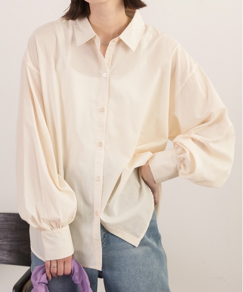 ad thie(アドティエ)の「ボリュームスリーブ オーバーサイズシャツ(シャツ/ブラウス・レディース・アイボリー/ネイビー×ホワイト/ブラウン/ブラック/ホワイト×イエロー・FREE)」の4枚目の写真