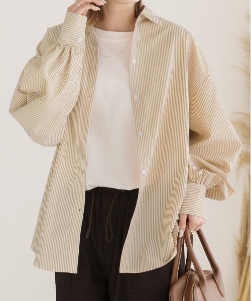 ad thie(アドティエ)の「ボリュームスリーブ オーバーサイズシャツ(シャツ/ブラウス・レディース・アイボリー/ネイビー×ホワイト/ブラウン/ブラック/ホワイト×イエロー・FREE)」の2枚目の写真