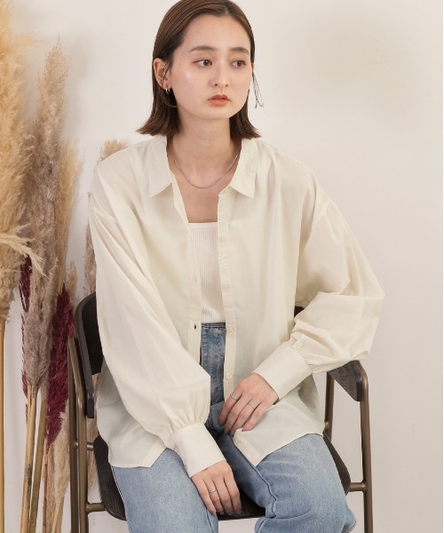 ad thie(アドティエ)の「ボリュームスリーブ オーバーサイズシャツ(シャツ/ブラウス・レディース・アイボリー/ネイビー×ホワイト/ブラウン/ブラック/ホワイト×イエロー・FREE)」の13枚目の写真