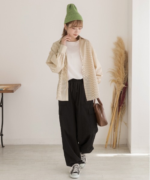 ad thie(アドティエ)の「ボリュームスリーブ オーバーサイズシャツ(シャツ/ブラウス・レディース・アイボリー/ネイビー×ホワイト/ブラウン/ブラック/ホワイト×イエロー・FREE)」の20枚目の写真