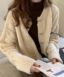 shopnikoniko（ショップニコニコ）の「ラウンドネック ケーブル編み ニットカーディガン（カーディガン/ボレロ）」