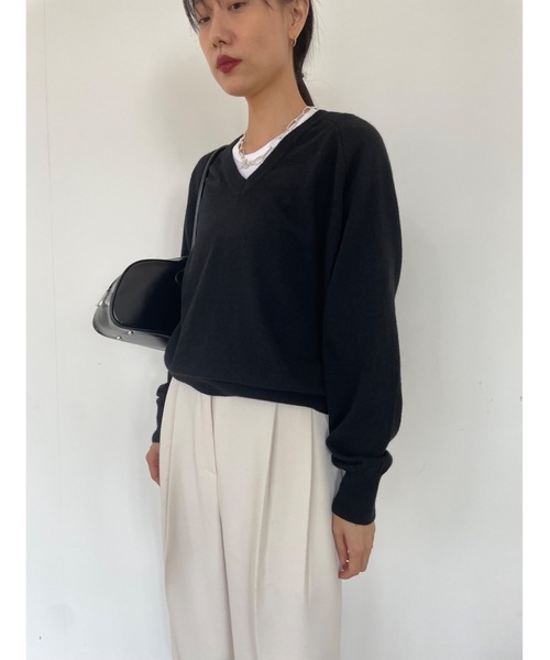 Didot.showroom（ディドット ショールーム）の「ウールブレンド ルーズ Vネック ニット（ニット/セーター・レディース・レッド/オートミール/パープル/グレー/ベビーピンク/ブラック/ラベンダー・FREE）」の15枚目の写真