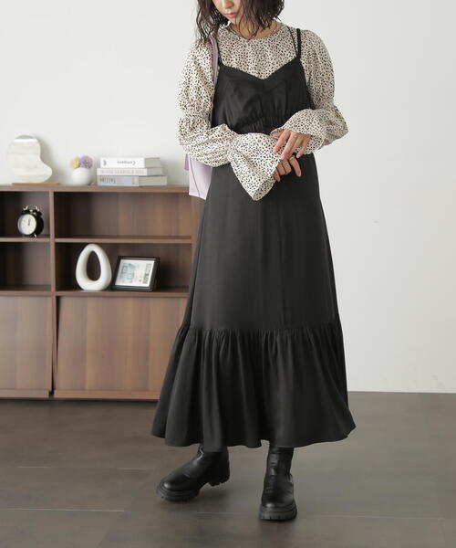 FREE'S MART（フリーズマート）の「◆ヴィンテージサテンバックリボンキャミワンピース（ワンピース・レディース・ブラック/ブルー/ベージュ・MEDIUM/SMALL）」の8枚目の写真