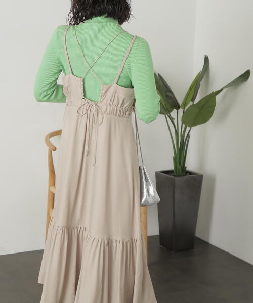 FREE'S MART（フリーズマート）の「◆ヴィンテージサテンバックリボンキャミワンピース（ワンピース・レディース・ブラック/ブルー/ベージュ・MEDIUM/SMALL）」の19枚目の写真