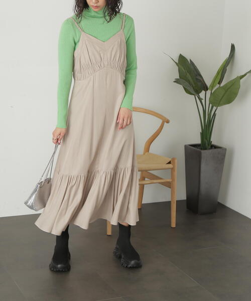 FREE'S MART（フリーズマート）の「◆ヴィンテージサテンバックリボンキャミワンピース（ワンピース・レディース・ブラック/ブルー/ベージュ・MEDIUM/SMALL）」の20枚目の写真