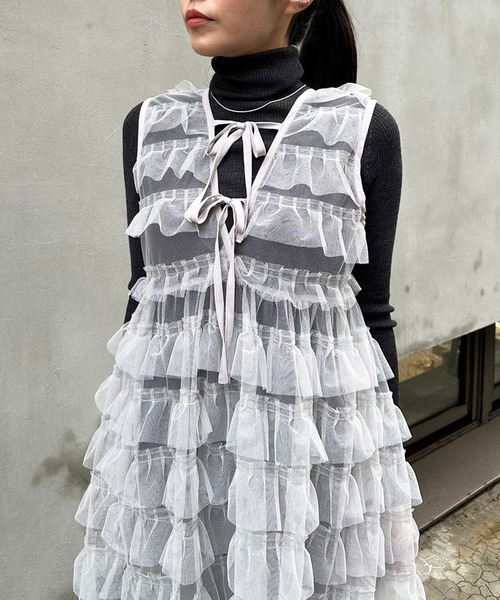 LIENCOEUR(リアンクール)の「チュールレイヤーロングビスチェ(タンクトップ・レディース・グレー/ブラック・FREE)」の8枚目の写真