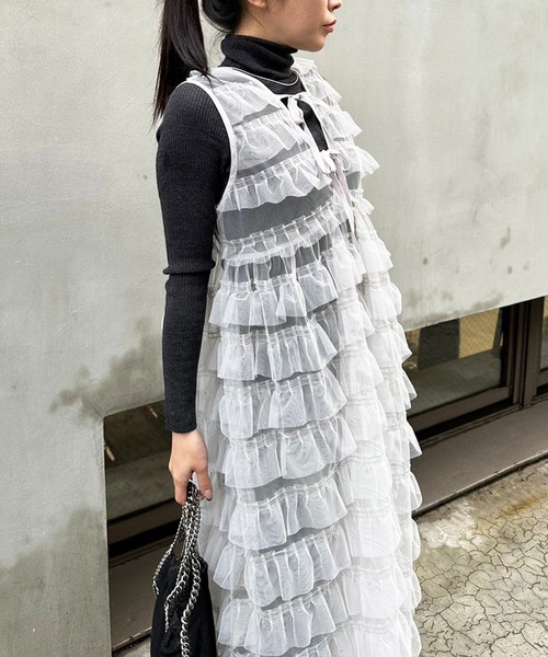 LIENCOEUR(リアンクール)の「チュールレイヤーロングビスチェ(タンクトップ・レディース・グレー/ブラック・FREE)」の11枚目の写真