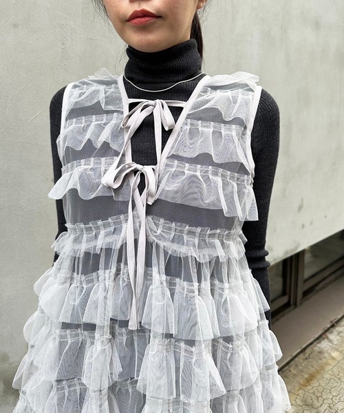 LIENCOEUR(リアンクール)の「チュールレイヤーロングビスチェ(タンクトップ・レディース・グレー/ブラック・FREE)」の12枚目の写真