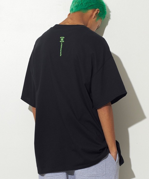 VIRGOwearworks（ヴァルゴウェアワークス）の「Parallel S/S（Tシャツ/カットソー・メンズ・ブラック×グリーン/ブラック×ホワイト/ホワイト×ブラック・MEDIUM/LARGE/XX-LARGE/X-LARGE）」の9枚目の写真