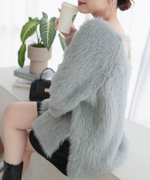 Petitle（プチレ）の「[ 低身長向けサイズ ] バックシャンシャギーボリュームニット（ニット/セーター・レディース・グレー/ブルー/オフホワイト・PM）」の2枚目の写真