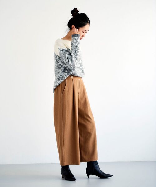 le.coeur blanc（ルクールブラン）の「ヘリンボーン柄ボートネックニット（ニット/セーター・レディース・ブラック系その他/グレー系その他/ホワイト系その他2・38）」の15枚目の写真