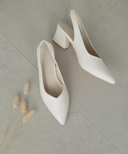 FREE'S MART（フリーズマート）の「◆バッグスリングパンプス（パンプス・レディース・ベージュ/ホワイト/シルバー・MEDIUM/SMALL）」の9枚目の写真