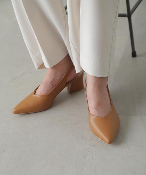 FREE'S MART（フリーズマート）の「◆バッグスリングパンプス（パンプス・レディース・ベージュ/ホワイト/シルバー・MEDIUM/SMALL）」の10枚目の写真