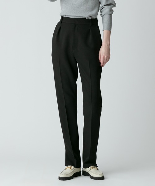 allureville(アルアバイル)の「サイドスリットテーパードパンツ(その他パンツ・レディース・レッド/ベージュ/ブラック・1/2)」の2枚目の写真