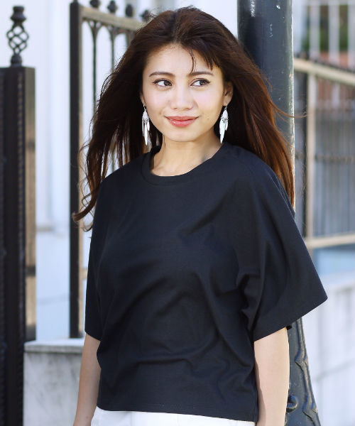 AZUL by moussy(アズールバイマウジー)の「綿モダールSUN天竺キモノスリーブPO(Tシャツ/カットソー・レディース・オフホワイト/ライトベージュ/ブラック/ネイビー・MEDIUM/LARGE/SMALL)」の2枚目の写真