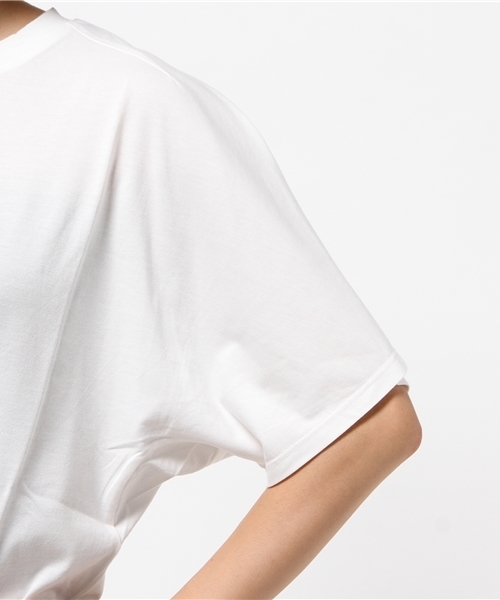 AZUL by moussy(アズールバイマウジー)の「綿モダールSUN天竺キモノスリーブPO(Tシャツ/カットソー・レディース・オフホワイト/ライトベージュ/ブラック/ネイビー・MEDIUM/LARGE/SMALL)」の6枚目の写真