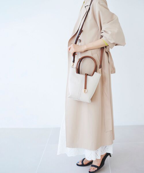 le.coeur blanc（ルクールブラン）の「ベルト付ショルダーBAG（ショルダーバッグ・レディース・ブラウン系その他3/グレイッシュベージュ・FREE）」の13枚目の写真