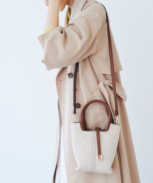 le.coeur blanc（ルクールブラン）の「ベルト付ショルダーBAG（ショルダーバッグ・レディース・ブラウン系その他3/グレイッシュベージュ・FREE）」の14枚目の写真