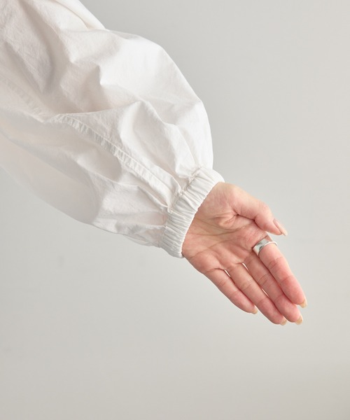 PUAL CE CIN（ピュアルセシン）の「タイプライタースキッパーブラウス（シャツ/ブラウス・レディース・グレイッシュベージュ/オフホワイト・FREE）」の19枚目の写真