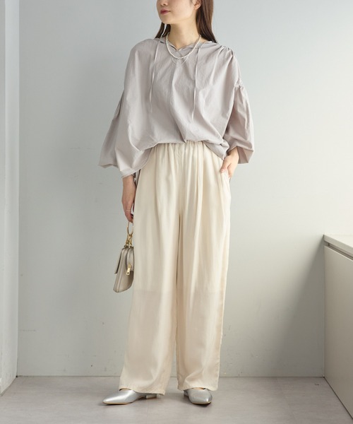 PUAL CE CIN（ピュアルセシン）の「タイプライタースキッパーブラウス（シャツ/ブラウス・レディース・グレイッシュベージュ/オフホワイト・FREE）」の11枚目の写真