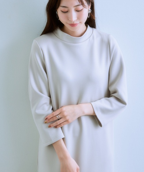 7days Life Styling(セブンデイズライフスタイリング)の「後パールビジューワンピース(きれいめダンボール素材)(ワンピース・レディース・グレイッシュベージュ/ブラック・S/M/L/LL)」の8枚目の写真