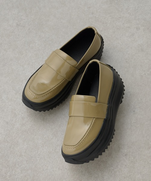 BEARDSLEY(ビアズリー)の「《厚底/カーキ追加発売中》エナメルレザーローファー(ローファー・レディース・ブラック/カーキ・23/23.5/24/24.5/25/22.5)」の11枚目の写真