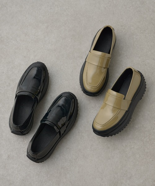 BEARDSLEY(ビアズリー)の「《厚底/カーキ追加発売中》エナメルレザーローファー(ローファー・レディース・ブラック/カーキ・23/23.5/24/24.5/25/22.5)」の9枚目の写真