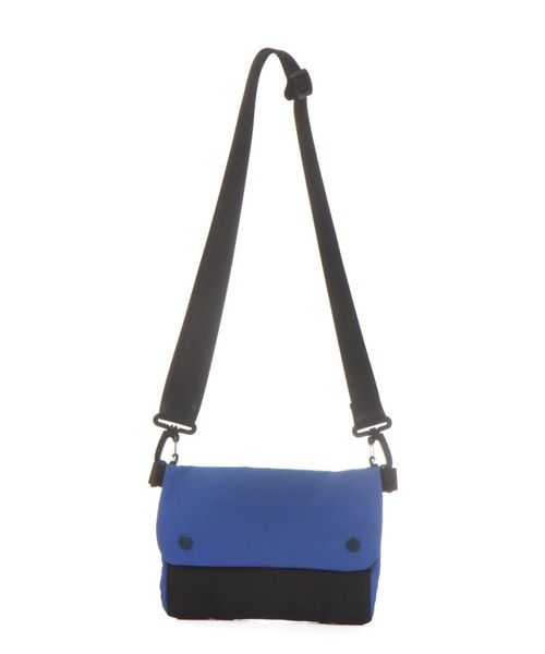 LAKOLE（ラコレ）の「リップルサコッシュ / 110646（ショルダーバッグ・メンズ・ブルー/ブラック/ベージュ・FREE）」の19枚目の写真