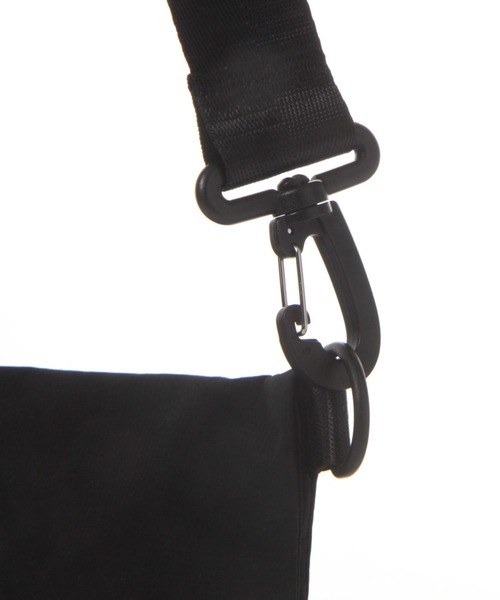 LAKOLE（ラコレ）の「リップルサコッシュ / 110646（ショルダーバッグ・メンズ・ブルー/ブラック/ベージュ・FREE）」の16枚目の写真