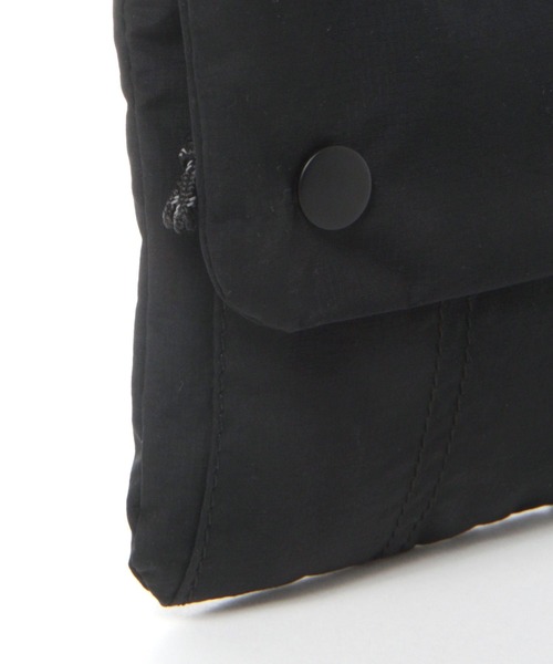 LAKOLE（ラコレ）の「リップルサコッシュ / 110646（ショルダーバッグ・メンズ・ブルー/ブラック/ベージュ・FREE）」の6枚目の写真