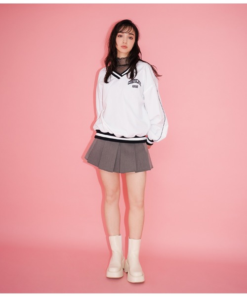 ANAP（アナップ）の「Vネックラインリブプルオーバー（Tシャツ/カットソー・レディース・サックスブルー/スミクロ/ホワイト・FREE）」の6枚目の写真