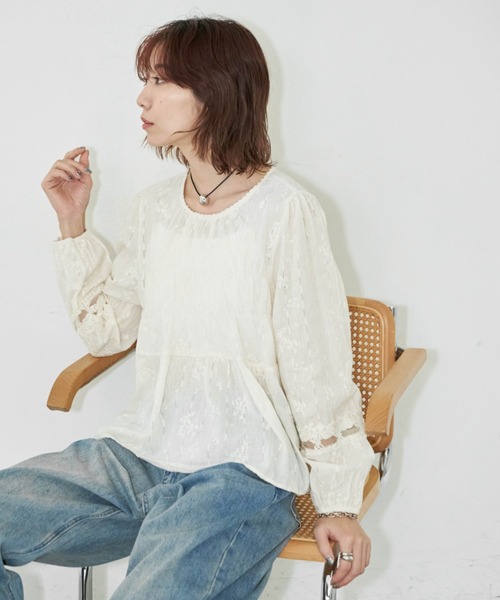 Auntie Rosa Holiday(アンティローザホリデー)の「カットワークレースブラウス(シャツ/ブラウス・レディース・アイボリー/オフホワイト・FREE)」の4枚目の写真