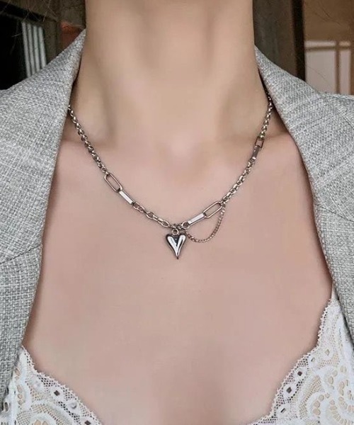 LAC-VERT（ラック・ヴェール）の「チェーンハートネックレス（ネックレス・レディース・シルバー・FREE）」の7枚目の写真