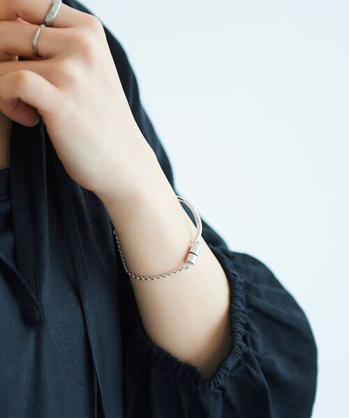 le.coeur blanc（ルクールブラン）の「カーブラインマグネットブレスレット（ブレスレット・レディース・ゴールド/シルバー・FREE）」の10枚目の写真