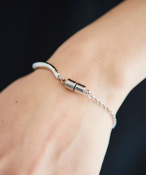 le.coeur blanc（ルクールブラン）の「カーブラインマグネットブレスレット（ブレスレット・レディース・ゴールド/シルバー・FREE）」の11枚目の写真