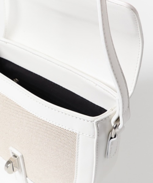 URBAN RESEARCH ROSSO WOMEN(アーバンリサーチ ロッソ)の「キャンバスコンビショルダーバッグ(ショルダーバッグ・レディース・ブラック/オフホワイト/ダークブラウン・-)」の15枚目の写真